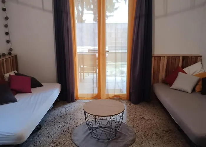 Maison Jardin & Garage P2 10 Min Gare *