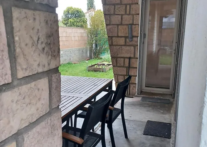 Maison Jardin & Garage P2 10 Min Gare Nîmes