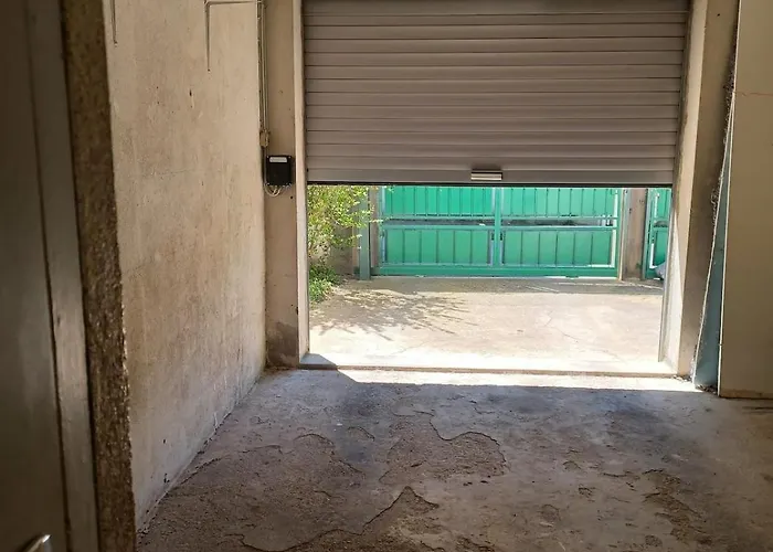 Maison Jardin & Garage P2 10 Min Gare